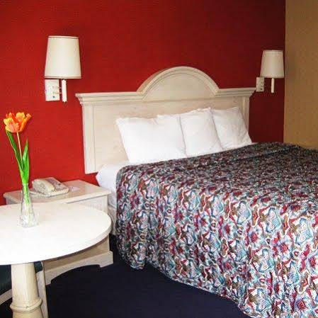 Travelers Inn Lax/ลอว์นเดล ภายนอก รูปภาพ