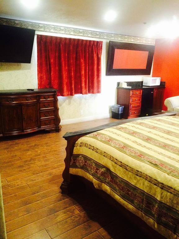 Travelers Inn Lax/ลอว์นเดล ภายนอก รูปภาพ